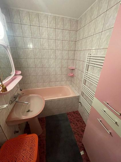 Apartament cu 3 camere decomandat în Bistrița Lac