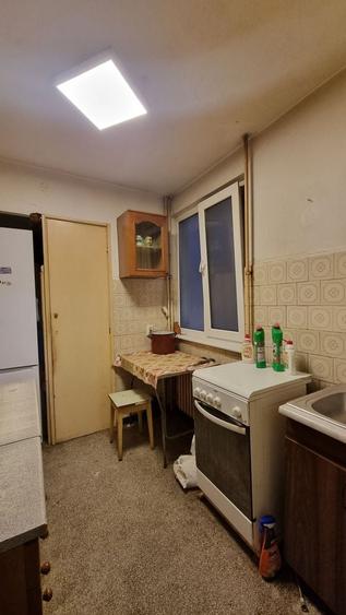 Apartament cu 2 camere decomandat în Sala Palatului