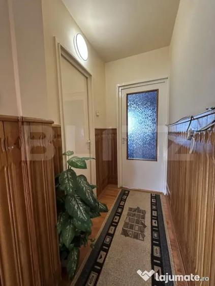 Apartament cu 3 camere decomandat în Tudor