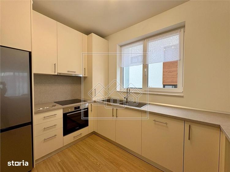 Apartament cu 2 camere decomandat în Cristian