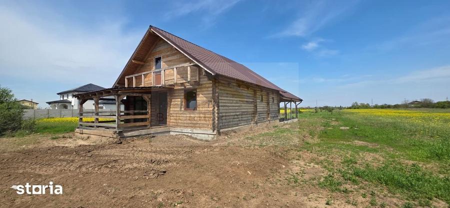 Casă cu 4 camere cu Teren 500 Mp în Central