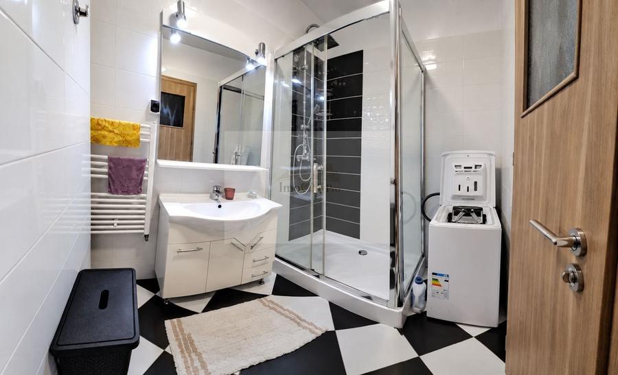 Apartament cu 2 camere semidecomandat, mobilat în Între Lacuri
