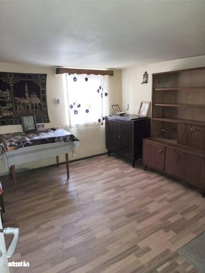 Casă cu 4 camere cu Teren 350 Mp în Central