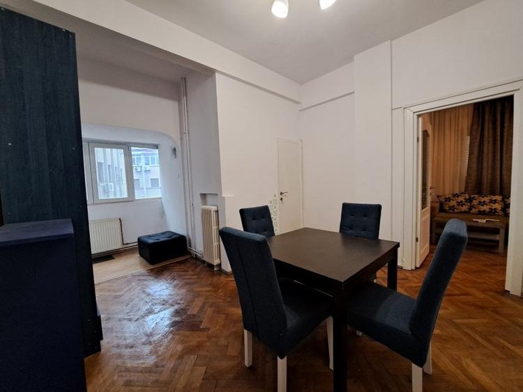 Apartament cu 4 camere semidecomandat, mobilat în Armeneasca