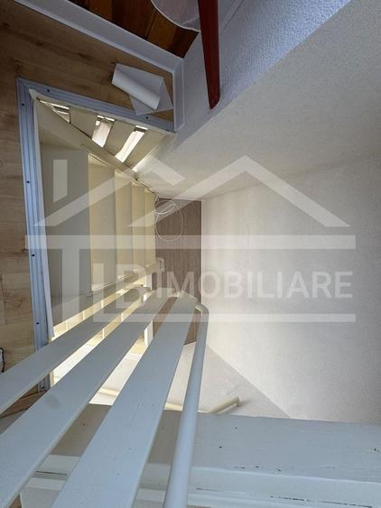Casă individuală cu 4 camere cu Canalizare în Semicentral