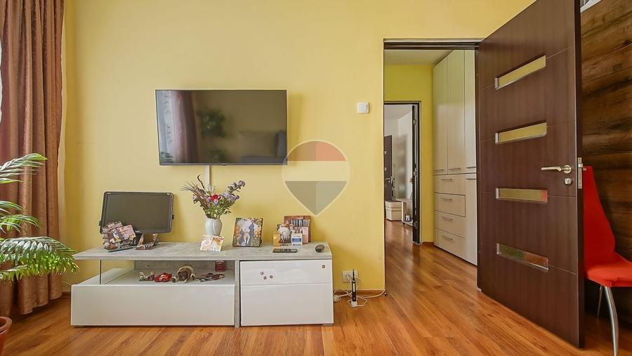Apartament cu 2 camere semidecomandat, mobilat în Astra
