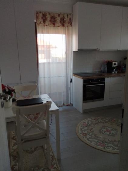 Apartament cu 3 camere decomandat în Vest