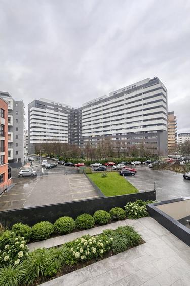 Apartament cu 3 camere în Băneasa