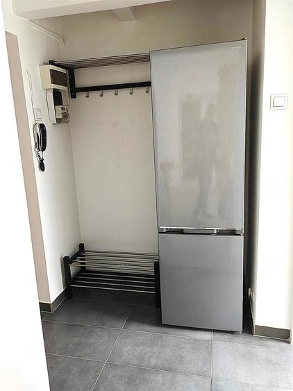 Apartament cu 2 camere decomandat în P-ța Universității