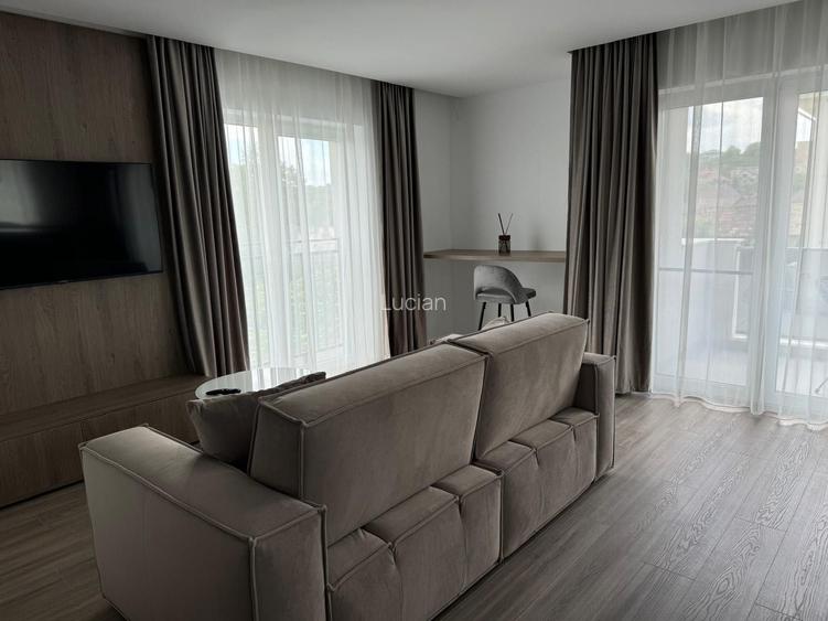Inchiriere 2 camere Smarald Residence