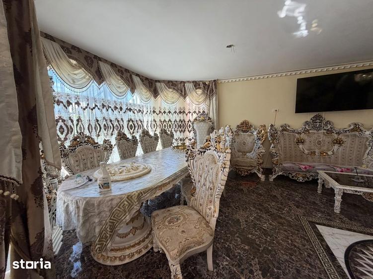 Casă cu 4 camere cu Teren 200 Mp în Central