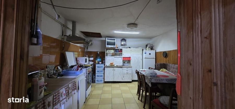 Casă cu 3 camere cu Teren 1500 Mp în Sălard