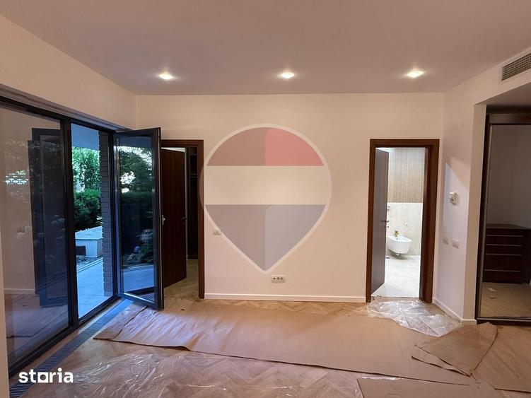 Apartament cu 3 camere în Primăverii