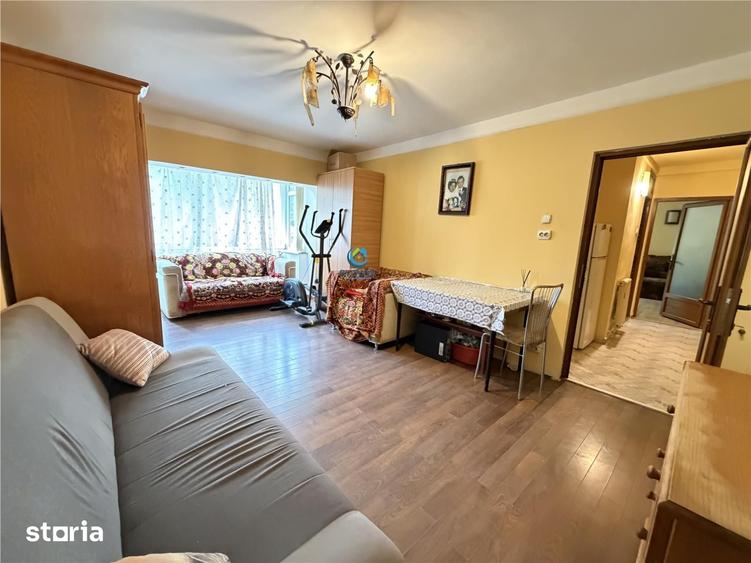 Apartament cu 2 camere decomandat în Valea Cetății