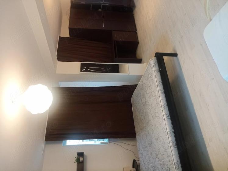 Garsonieră semidecomandată în Titan