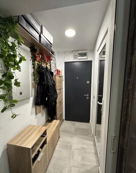 Apartament cu 2 camere nedecomandat, mobilat în P-ța Doina