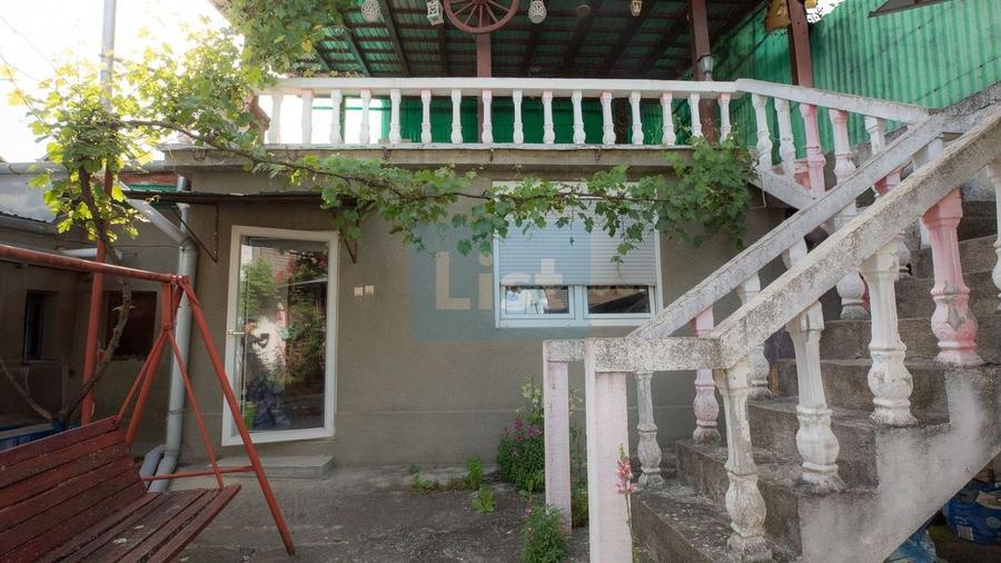 Casă cu 4 camere cu Canalizare în Muncitoresc
