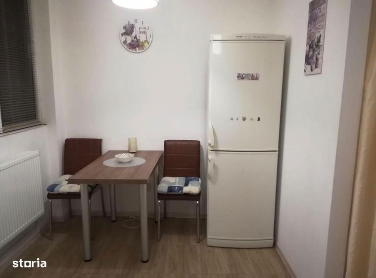Garsonieră decomandată în Central