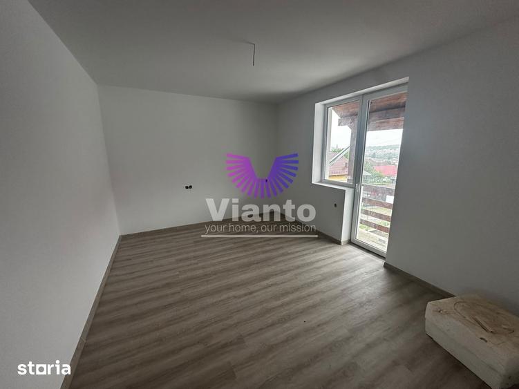 Casă cu 5 camere cu Teren 250 Mp în Central
