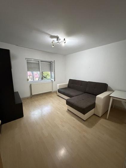 Apartament cu 4 camere decomandat în Nord