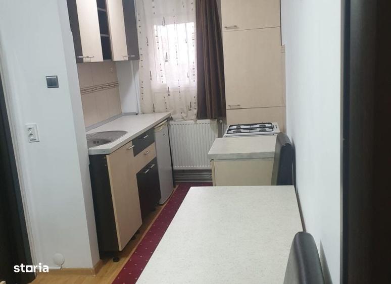 Garsonieră decomandată în Oancea