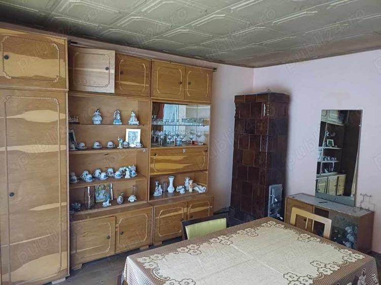 Casă cu 3 camere în Moceriș