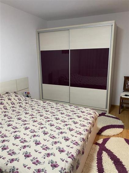 Apartament cu 3 camere decomandat, mobilat în Cotroceni