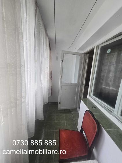 Apartament cu 3 camere decomandat în Păcii
