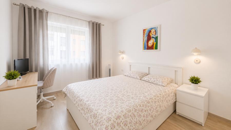 Apartament cu 2 camere semidecomandat în Giroc