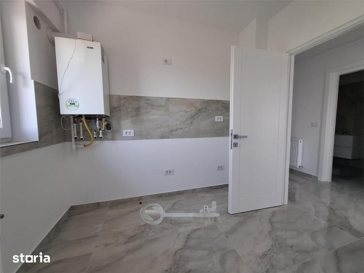 Apartament cu 3 camere decomandat în Galata