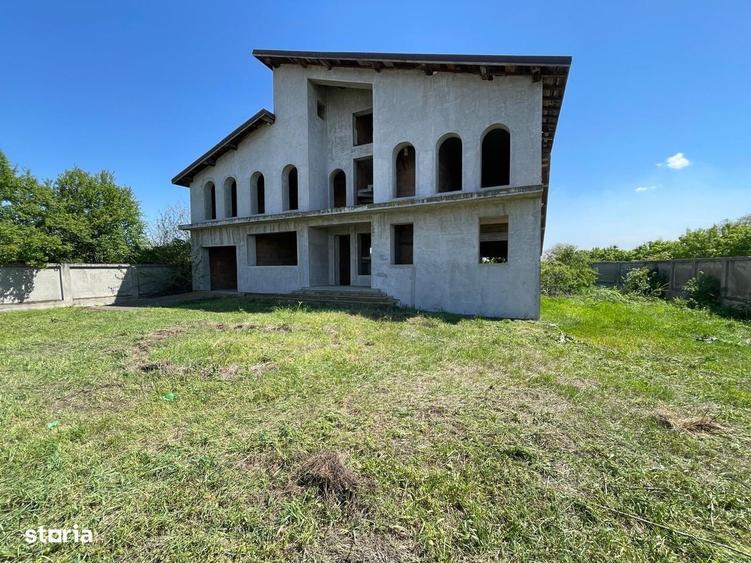 Casa spatioasa de vanzare in Ciorogarla 8 dormitoare 1000 metrii teren - 5