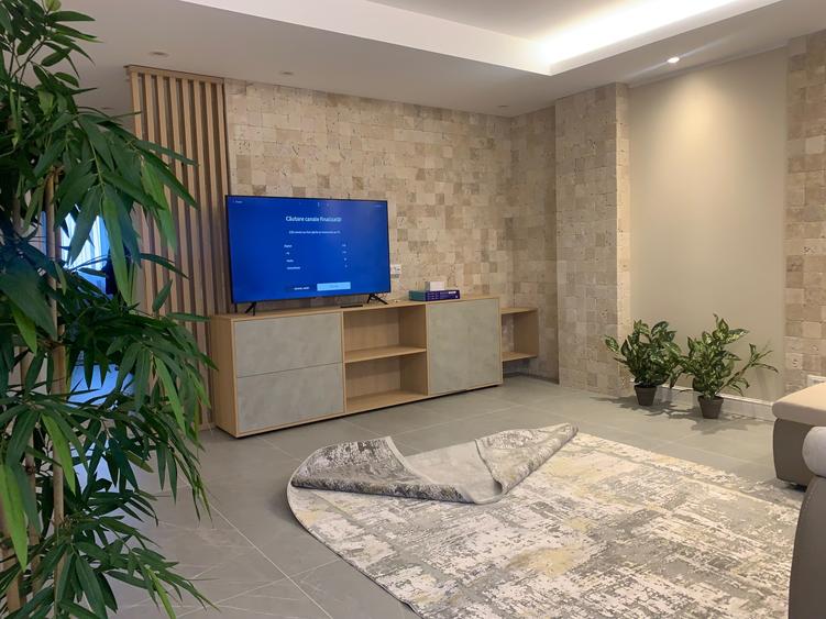 Apartament cu 3 camere decomandat în Boreal