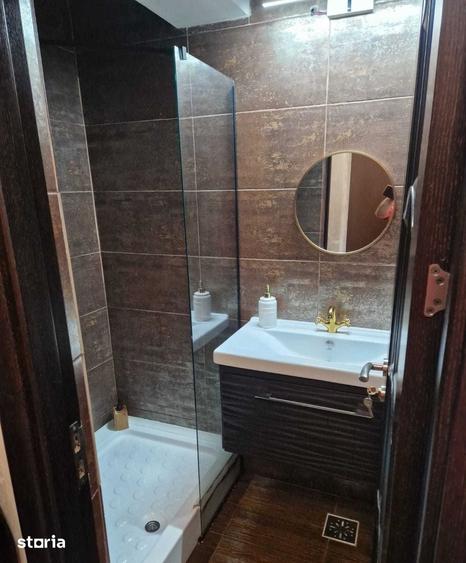 Apartament cu 2 camere decomandat în Nicolina