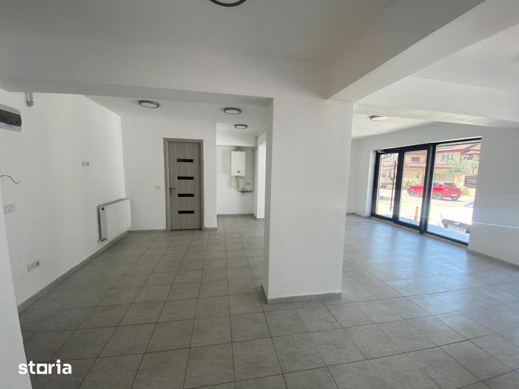 Spațiu comercial, de 46 mp, în Central