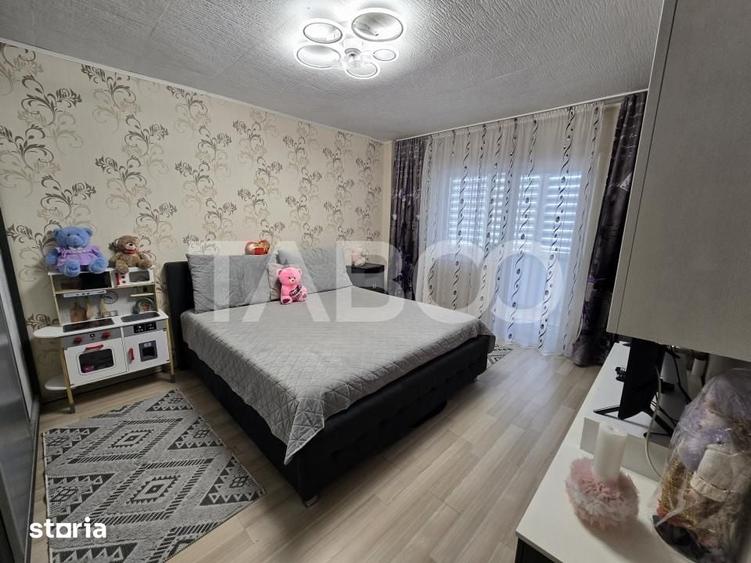 Apartament cu 3 camere decomandat în Trei Stejari