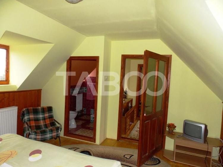 Pensiune la cheie 13 camere  15 locuri parcare si teren 3000 mp - 43