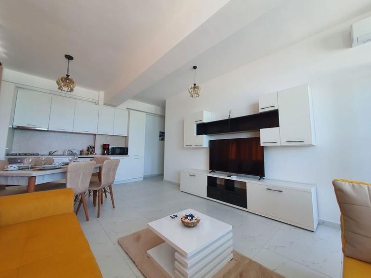 Mamaia - Apartament de inchiriat! Vedere frontala la mare! Prima linie! - 1