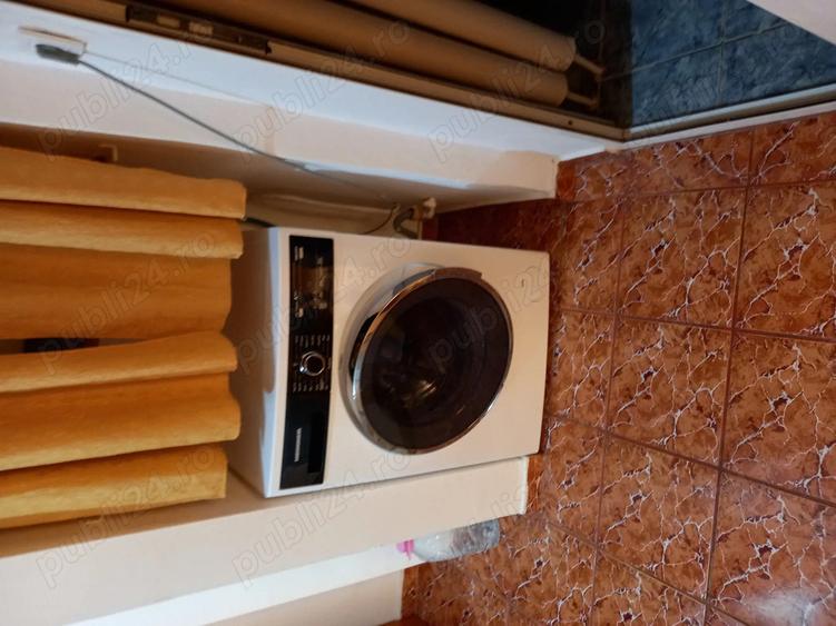 Inchiriez apartament cu doua camere decomandate, zona Nord. - 7