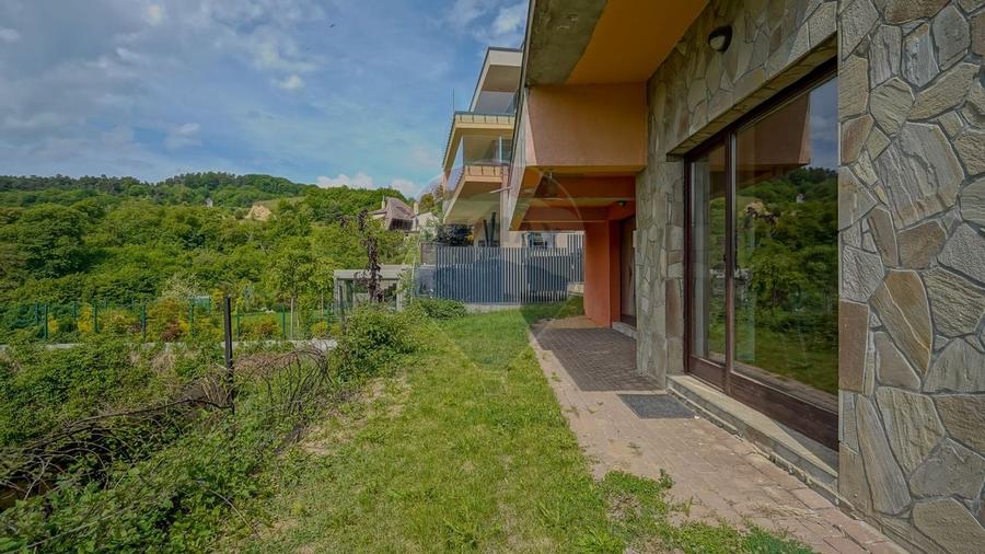 VILA PANORAMICA PE DRUMUL POIENII –PRIVELISTI UNICE ASUPRA BRASOVULUI - 57
