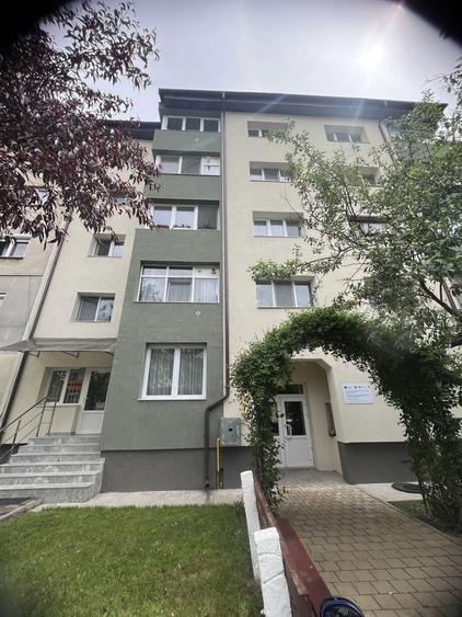 Apartament de vanzare - 1
