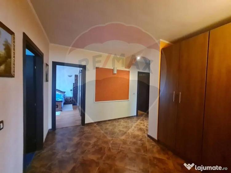 Casa / Vila cu 6 camere in Jorasti - 9