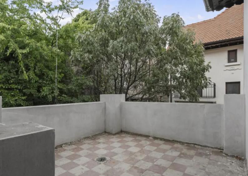 Vila consolidata ?i restaurata, Aviatorilor - Parcul Kise - 2