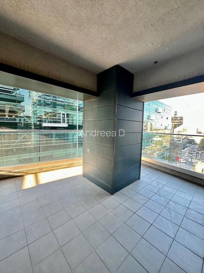 Apartament cu 3 camere decomandat în Barbu Văcărescu