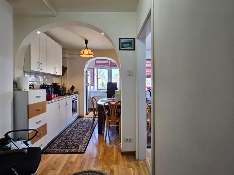 Vanzare apartament 2 camere - renovat complet - bloc reabilitat - 10