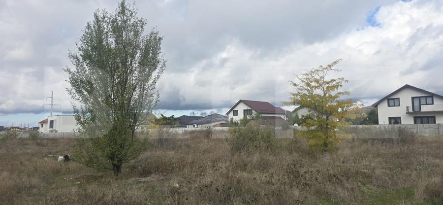 Teren intravilan 2.000 mp, zona Selgros - 2