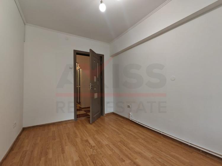 Spatiu Birou | 3 camere | PARCARE | DECOMANDAT | ICIL | termen lung - 6