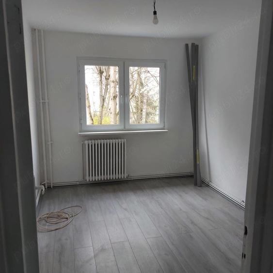 Vand apartament, semidecomandat, 2 camare,etaj 1, Manastur, Aleea Peana - 3