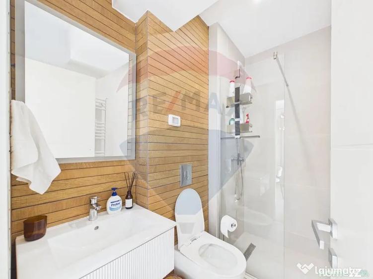 Apartament cu 3 camere decomandat în Fizicienilor