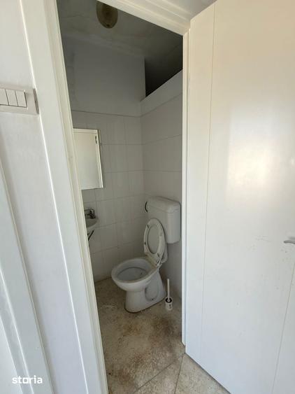 De inchiriat spa?iu comercial dispus pe 2 etaje - 18