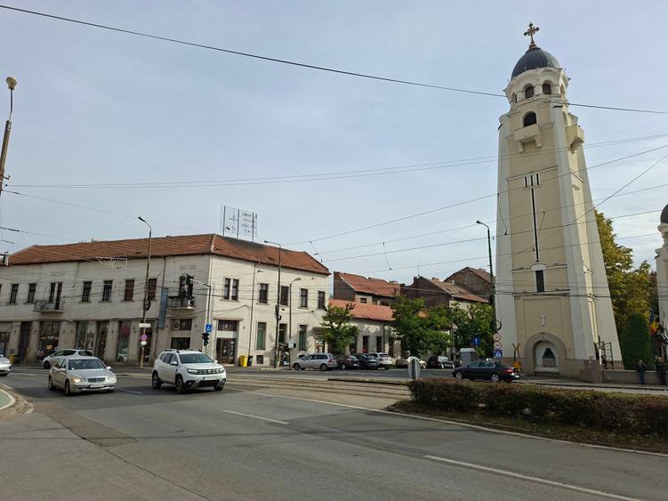Piata Sinaia, Spatiu pentru diverse activitati - 6